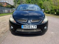 MITSUBISHI GRANDIS