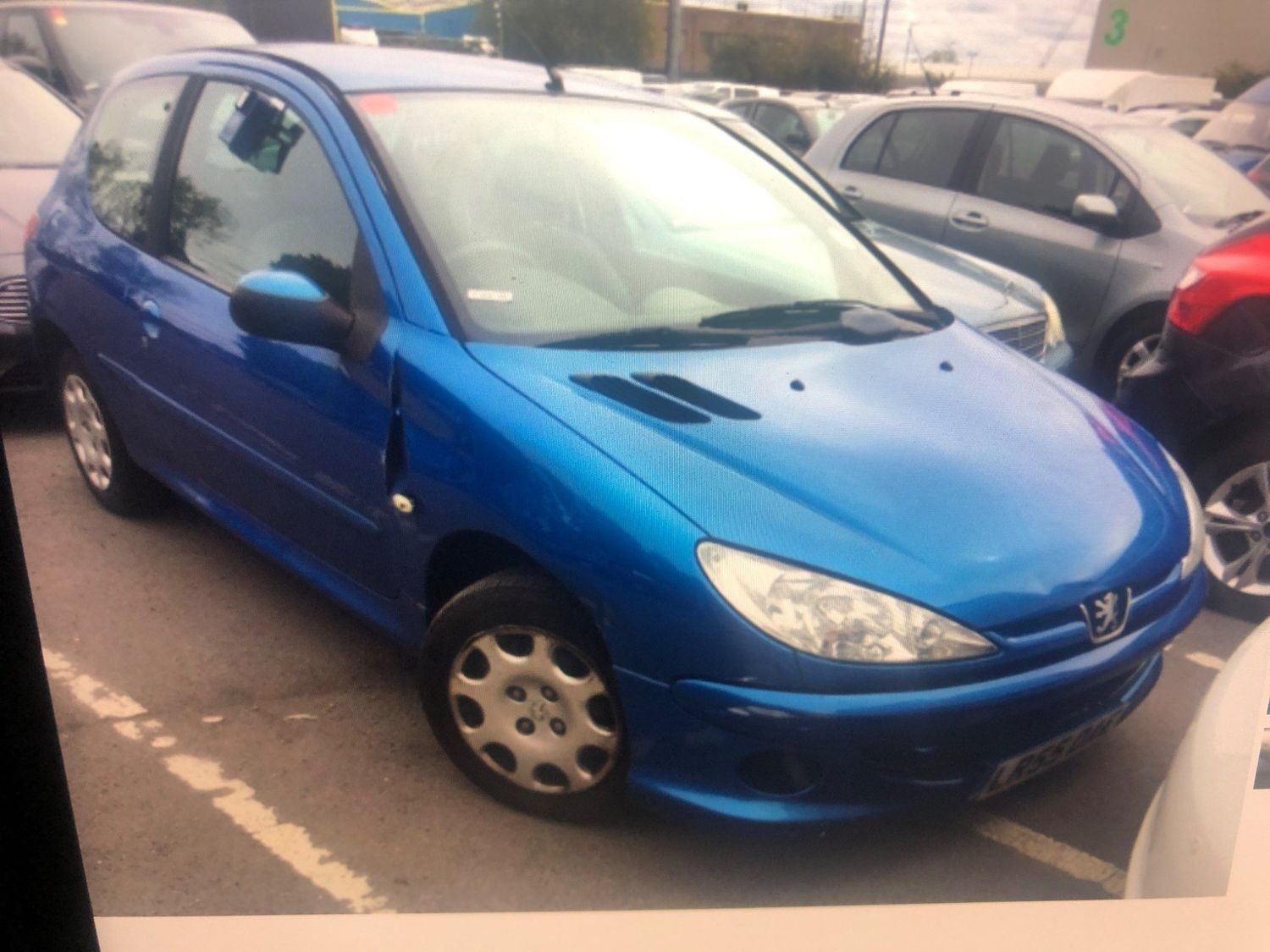 Used PEUGEOT 206 in , Worcester Park Cars